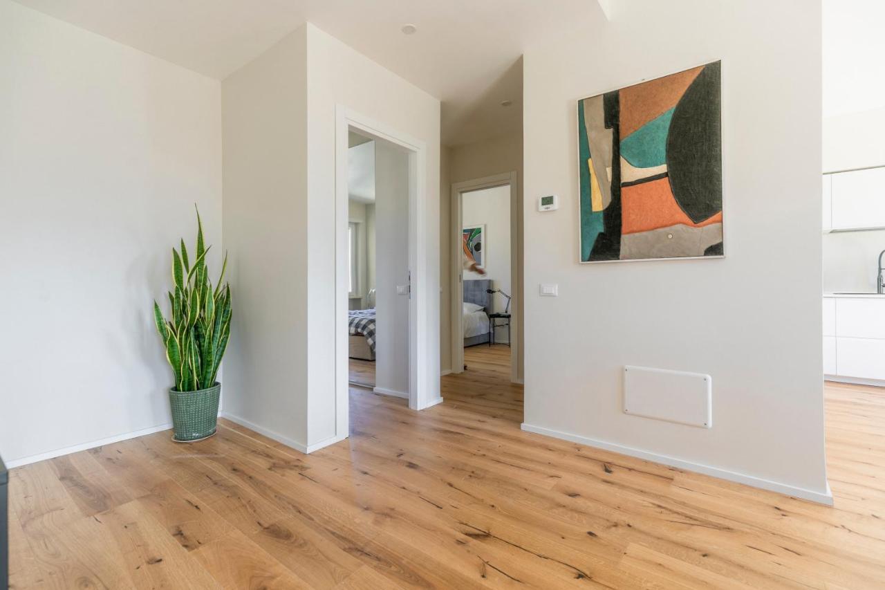 רומא La Dolce Vita - Sunny Penthouse Trastevere Station 100Sqm מראה חיצוני תמונה